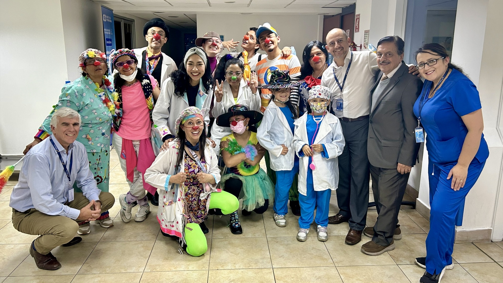 Tribu Payasa - Clowns Hospitalarios